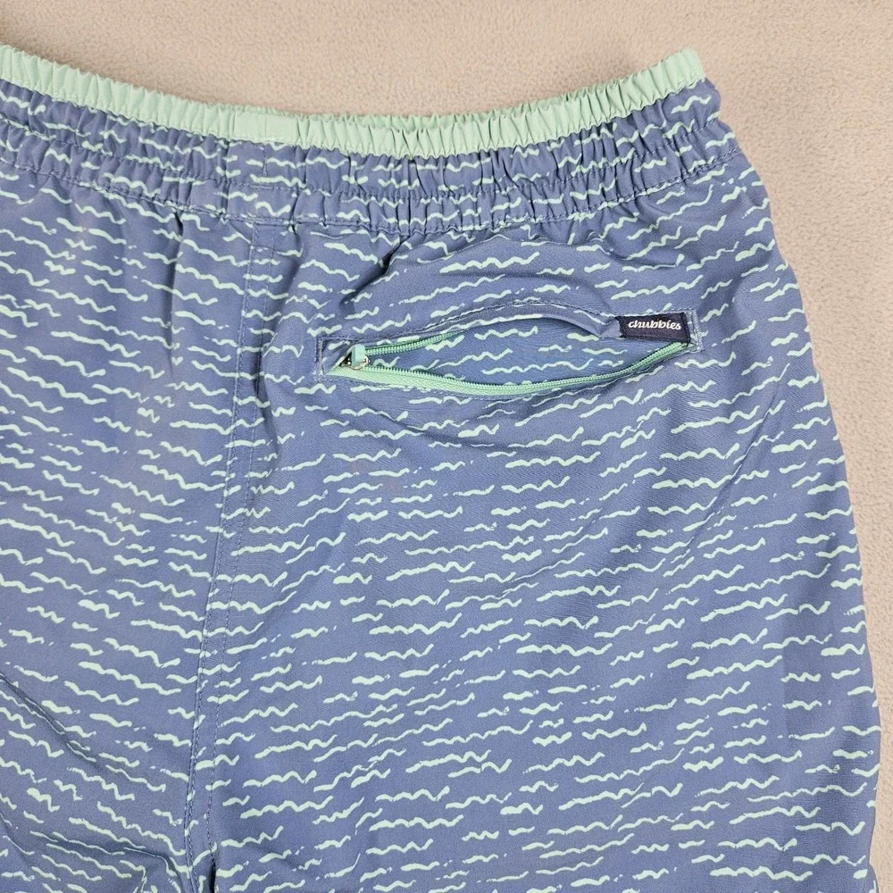 Chubbies Swim Trunks Mens Medium 5.5 Inch Inseam Swim Shorts Mesh Liner FLAW